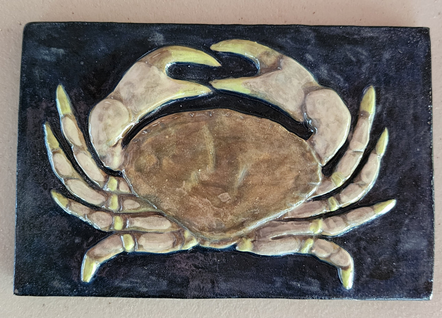 Crab, multicolored, 6x4 inches