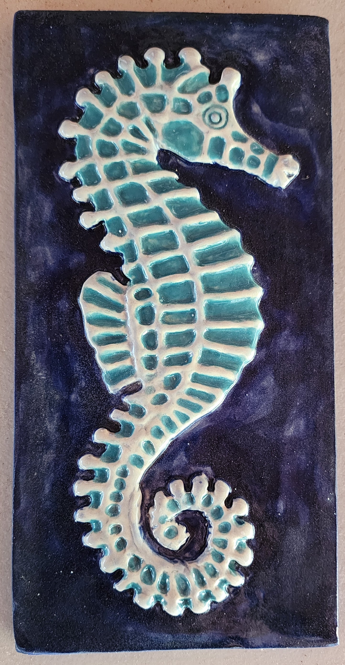 Seahorse, Multicolored, 8x4 inches